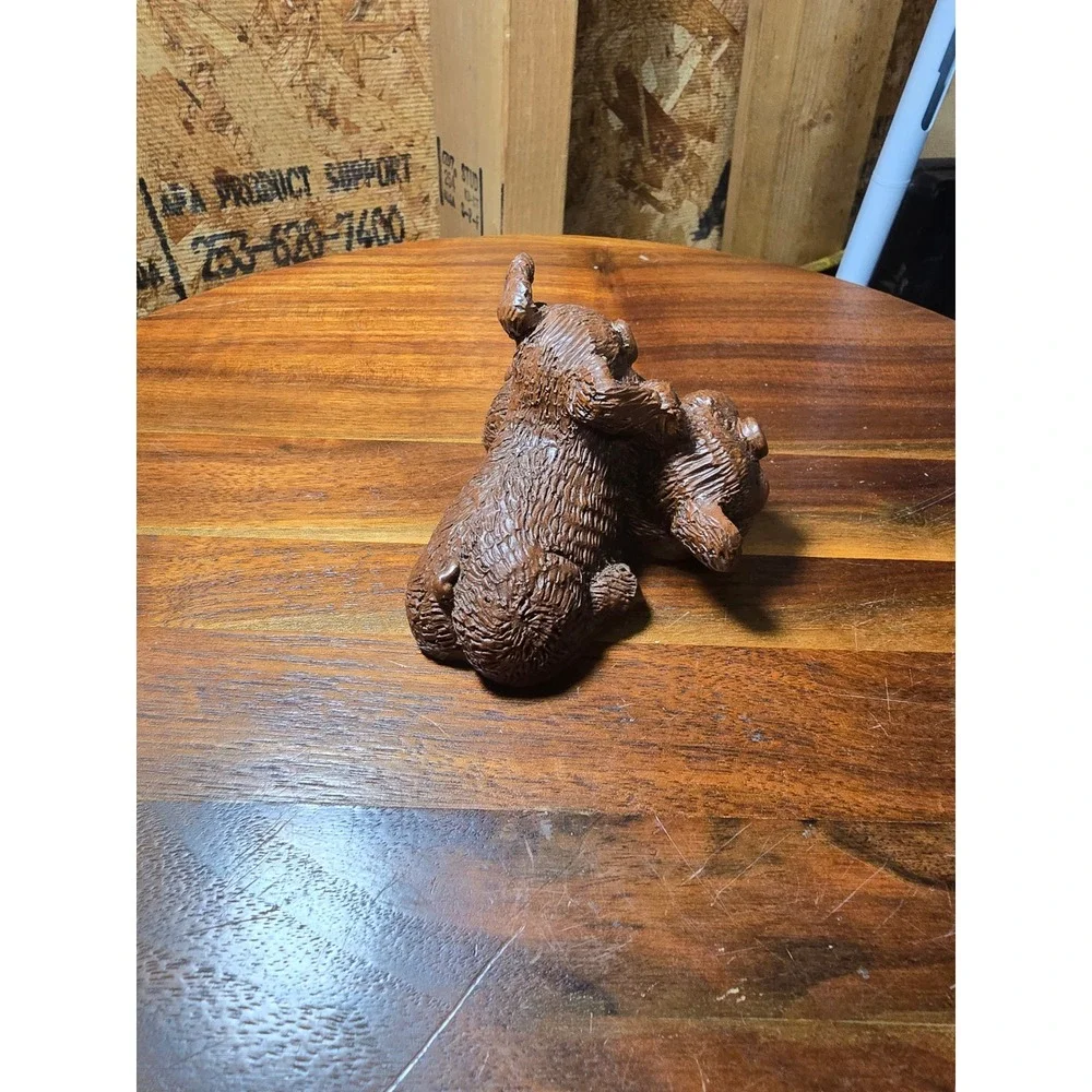 Red Mill Mfg Handcrafted Two Pigs Figurine Brown Carved Look Made in USA